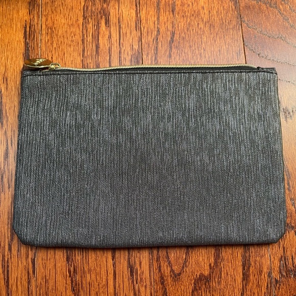 Ipsy Bag⭐️ - Picture 2 of 2